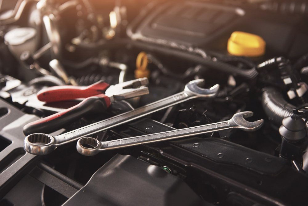 perlengkapan servis mobil