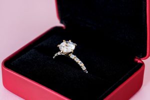 Cincin permata