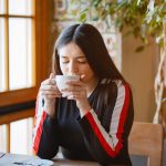 Minum kopi pagi