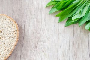 cara mengolah daun bawang putih liar