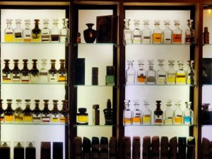 Bisnis parfum